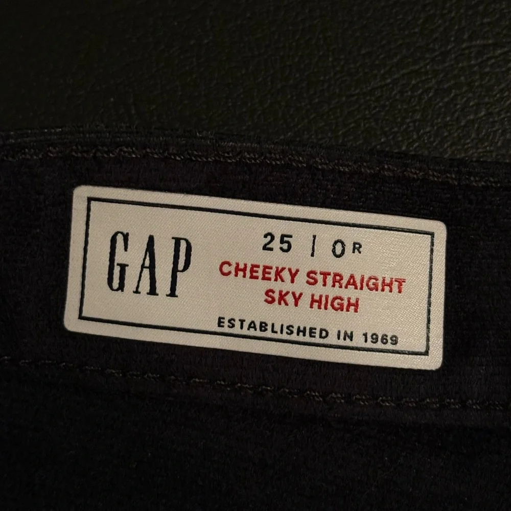 Gap Sky High Cheeky Straight Vegan Leather Pants (Size 25) - Picture 7 of 7